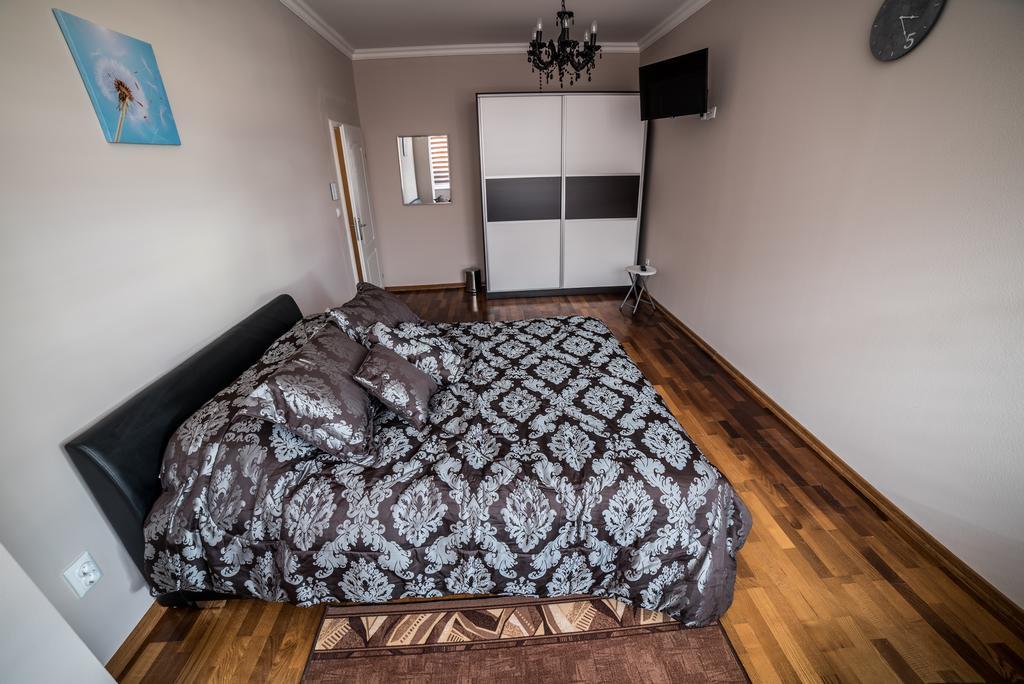 Suites Donna Bihać Εξωτερικό φωτογραφία